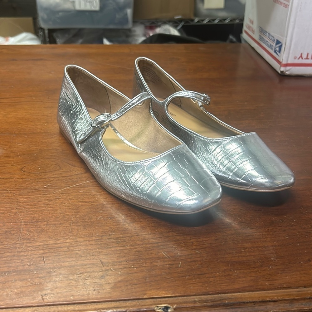 UsedJ Crew Mary Jane flats CA766